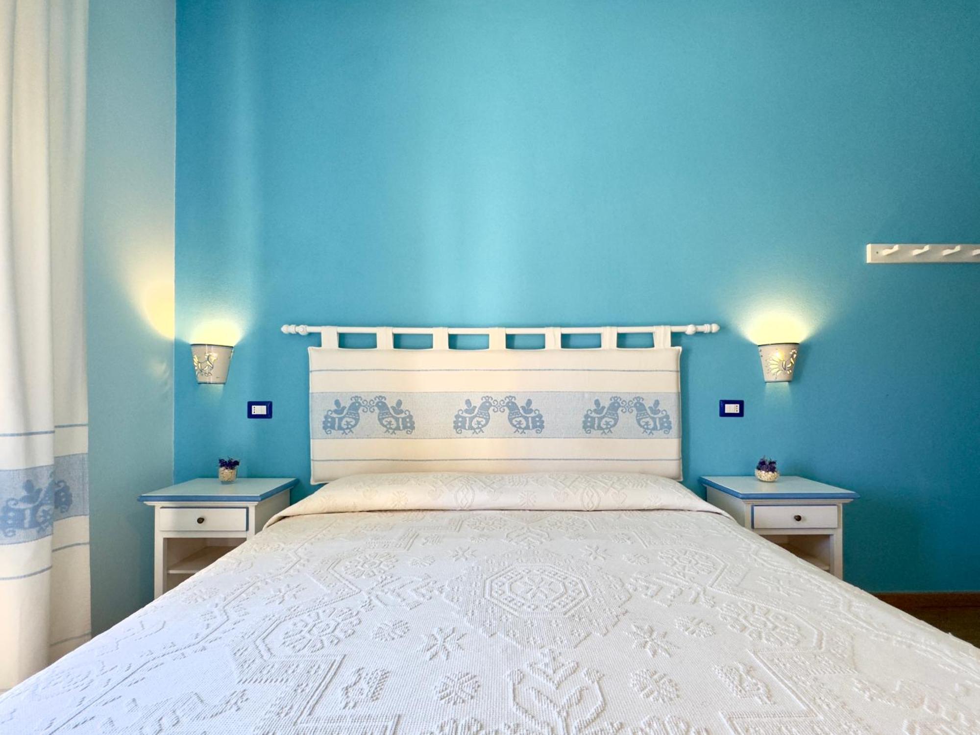 B&B Selvaggio Blu 包内伊 外观 照片